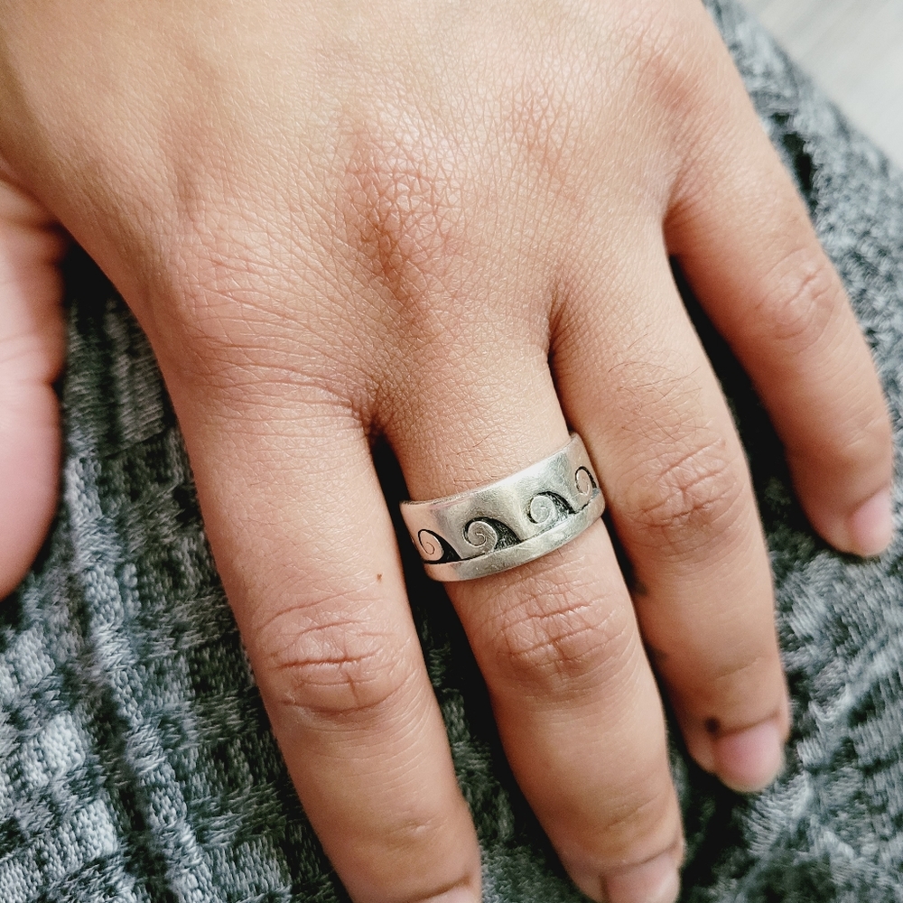 Native Sterling Silver Waves Ring - image 4